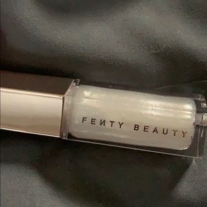 Fenty lip gloss